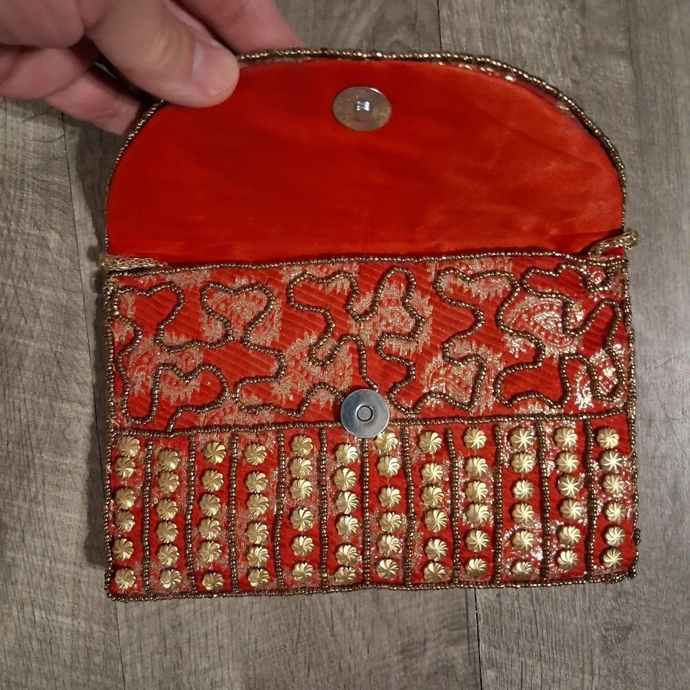 Red Gold Beaded Floral Clutch Crossbody Shoulder Bag Purse Asian Style EUC